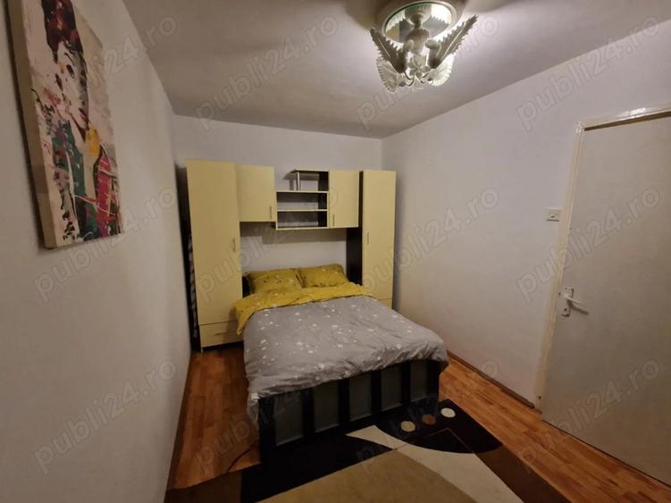 Inchiriez apartament 2 camere semidecomandat in Craiovi?a Noua - 2