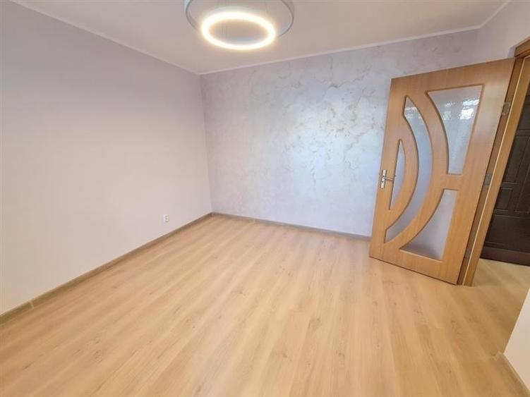 Apartament 3 camere, Renovat 2025, cu 2 balcoane,Bacau - 4