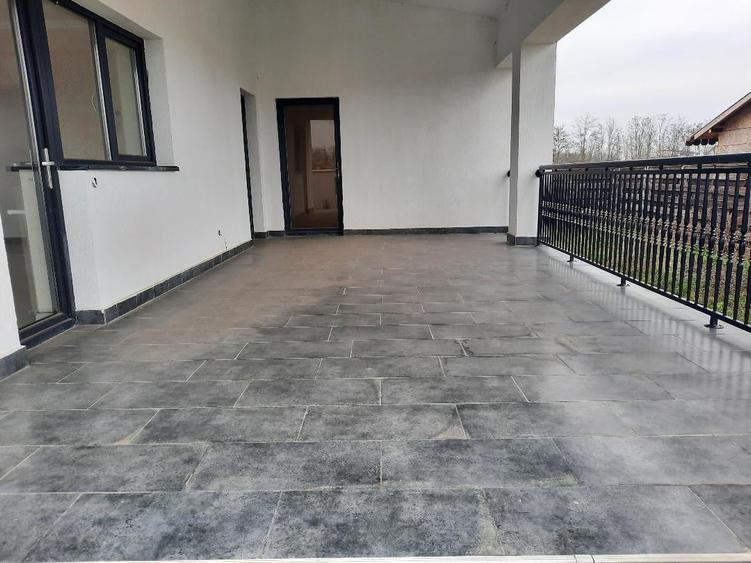 FARA COMISIOANE casa P+M cu 5 camere mari 4 bai 3 dresinguri finisata LA CHEIE - 49