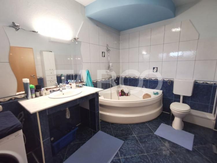 Casa in zona Centrala cu 8 camere mobilate teren 890 mp - 7