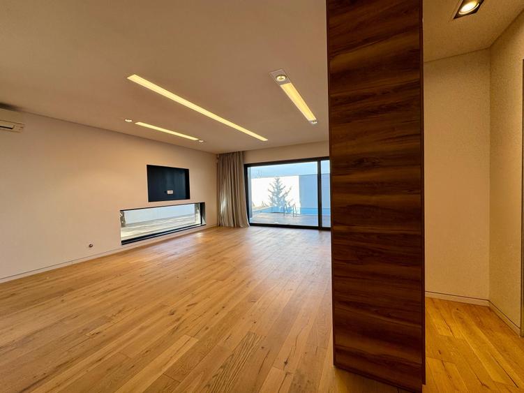 The Columbus Collection – Grand Horizon Villa - 7