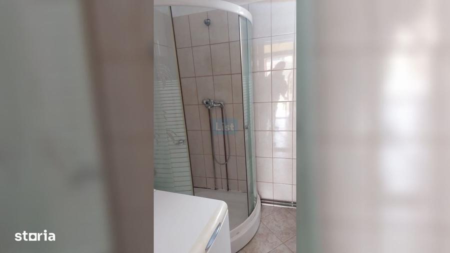 Casă cu 3 camere în Mărgău