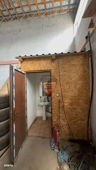 Spațiu comercial, de 550 mp, în Zona Industrială