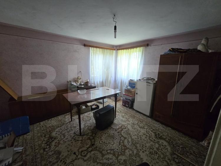 Casă individuală cu 3 camere cu Canalizare în Titu