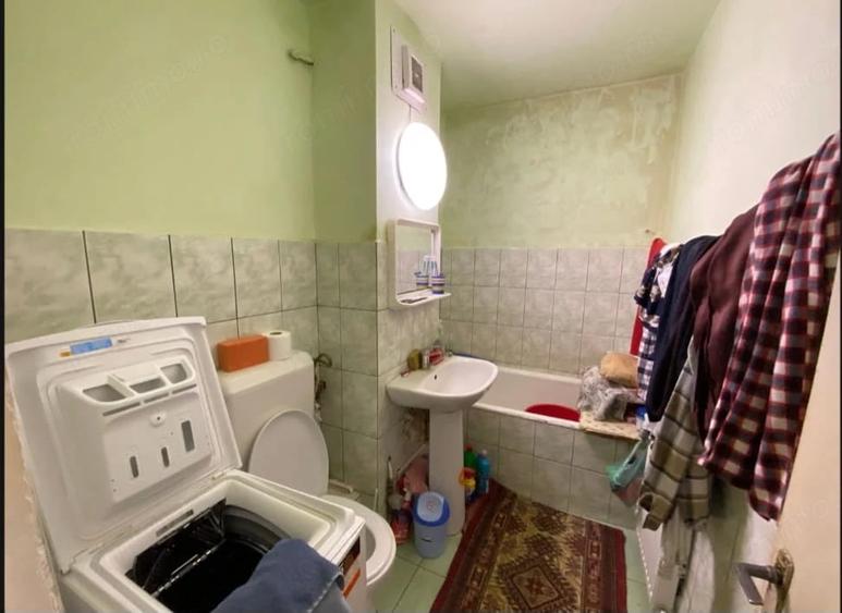 Garsonieră decomandată în Soarelui