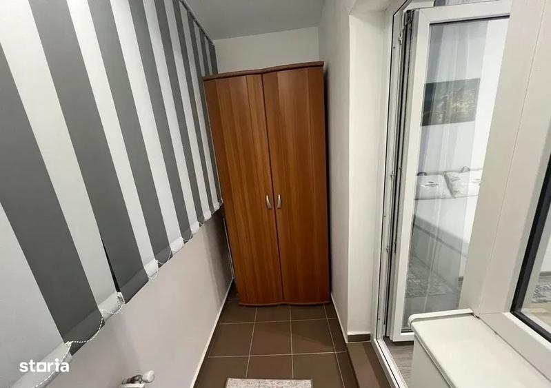 Apartament cu 2 camere în Apărătorii Patriei