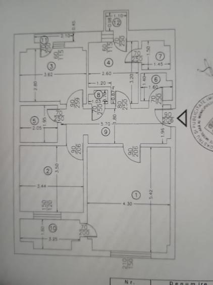 Apartament cu 3 camere decomandat în Nerva Traian