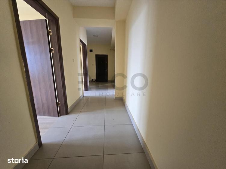 Apartament cu 3 camere decomandat în Iosia