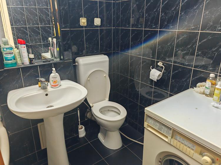 Garsonieră decomandată în Răcădău