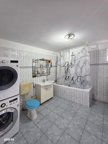 Muntele Mare | Casa cu 5 Camere | 8 Minute de Metrou | COMISION 0% - 8