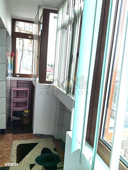 Apartament cu 3 camere decomandat, mobilat în Unirii Nord