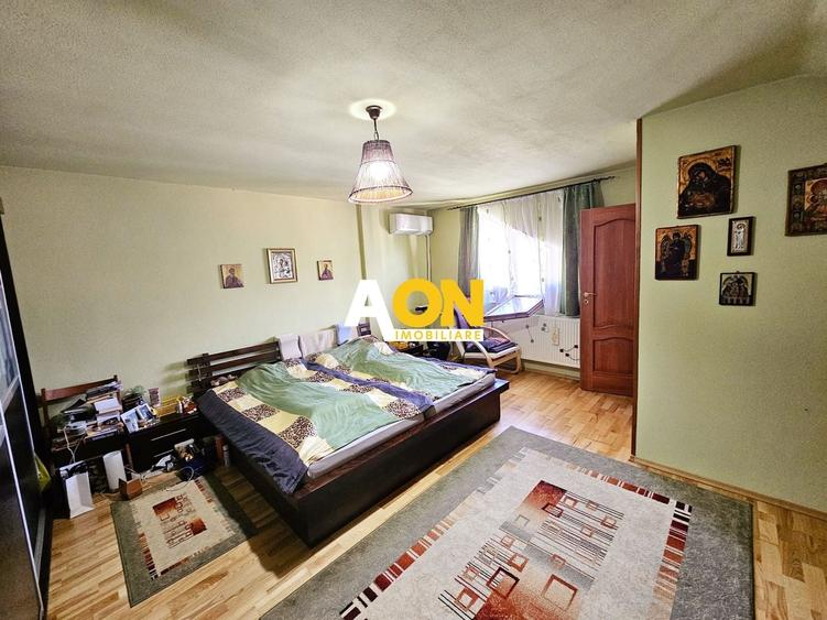 Apartament cu 3 camere decomandat, mobilat în Cetate