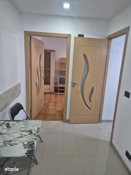 Apartament cu 2 camere nedecomandat în Central