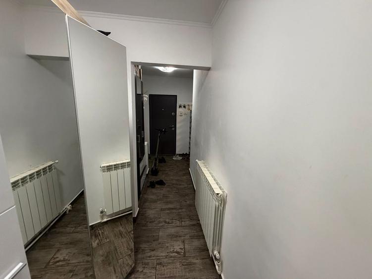 Apartament cu 2 camere decomandat, mobilat în Poarta 6