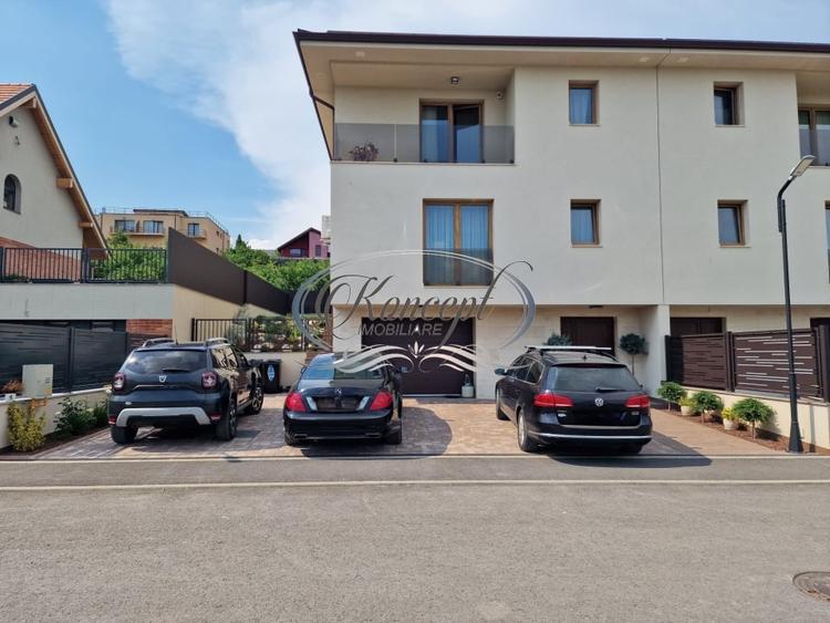 Duplex cu 4 camere cu Garaj în Iris