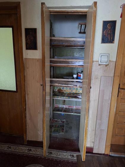 Apartament cu 3 camere decomandat în Exterior Vest