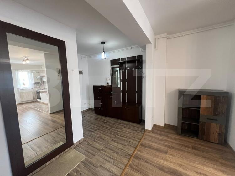Apartament cu 3 camere, 69 mp, parcare, zona Florilor - 12