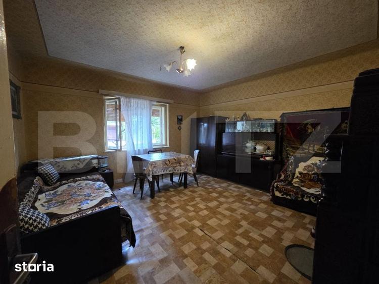 Casă cu 2 camere cu Teren 4706 Mp în Central