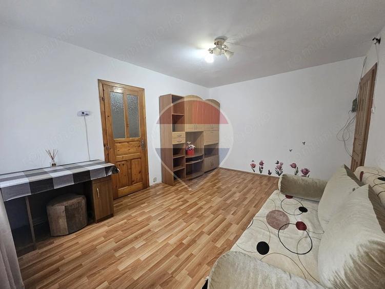 Apartament cu 2 camere nedecomandat în Central