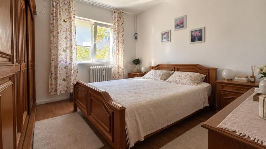 Apartament cu 3 camere decomandat în Băneasa