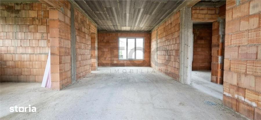 Casă cu 4 camere cu Teren 502 Mp în Sânmartin