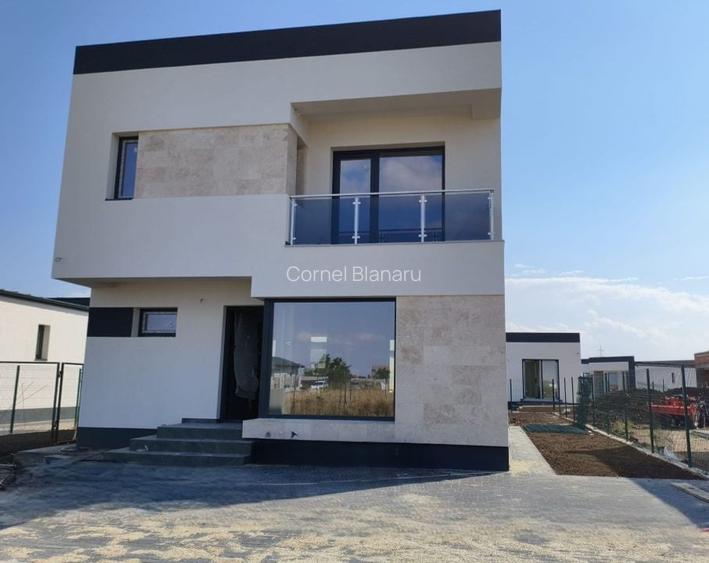 Casa 4 Camere, Teren 452 mp, Complex Exclusivist cu Parc Privat