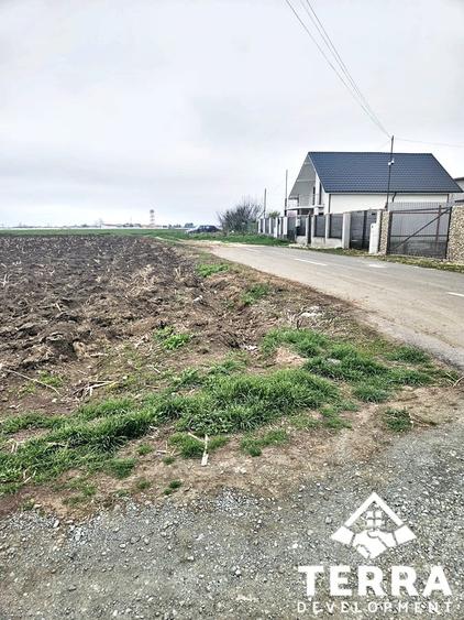 Loc 2 Mai, teren 1380 mp - 2