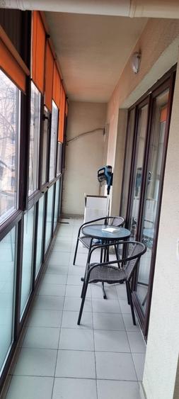 Bucur Obor, 2 minute metrou - 1