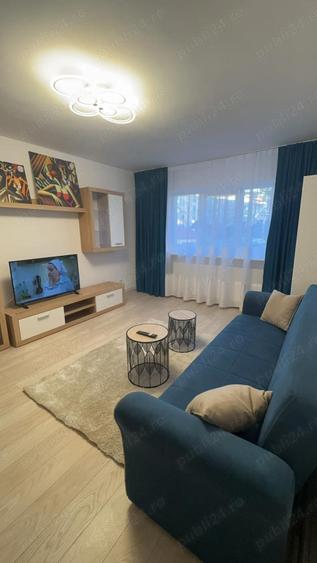 Inchiriez apartament 3 camere, centrala proprie, 1 mai - 7