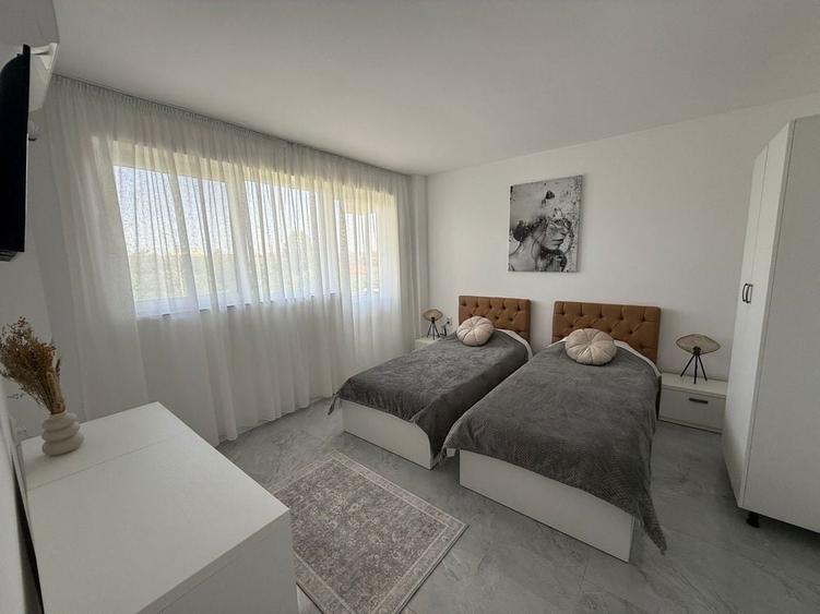 Inchiriez apartament 4 camere - 6