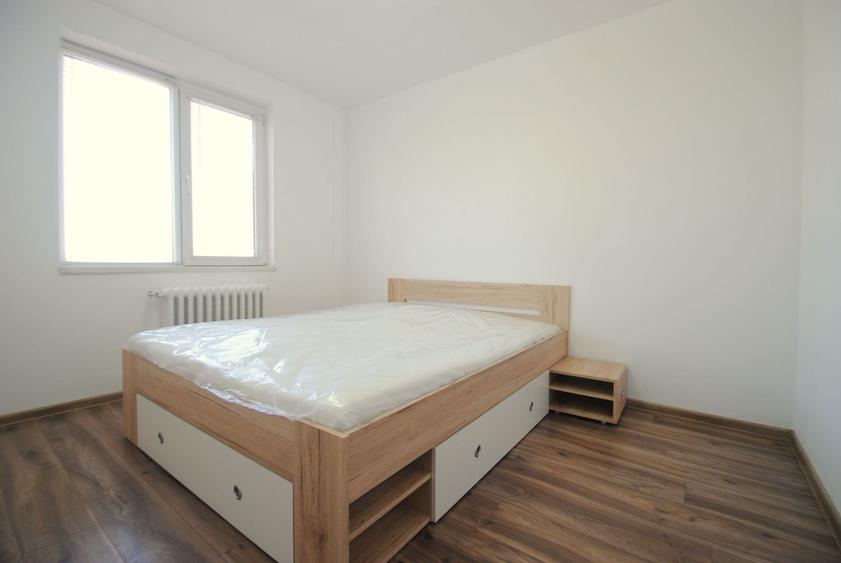 De vanzare apartament cu 3 camere- zona Circumvalatiunii-comision 0 - 4
