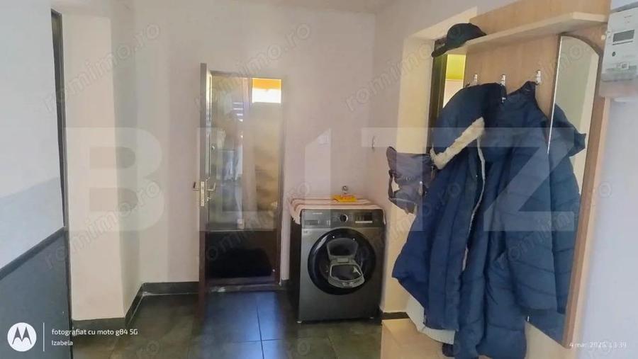 Casa cocheta 3 camere ,90 mp ,300 mp teren.Zona lini?tita - 11