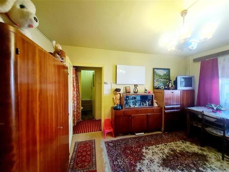 3D! In proximitatea Pietei Tractorul, 2 camere, etaj intermediar, infrastructura - 16