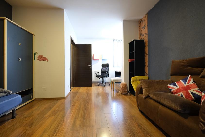 OTOPENI, Vila exclusivista P+E - 6 camere, 4 bai  cu piscina - 14