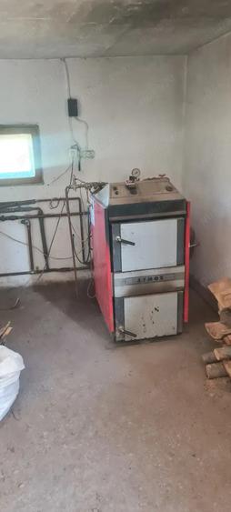 Vand casa in comuna Copaceni, sat Ulmetu, jud Valcea - 6