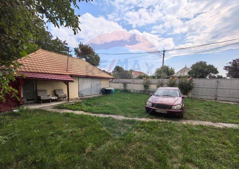 Casa traditionala De Vanzare cu 5 Hectare de teren - 25