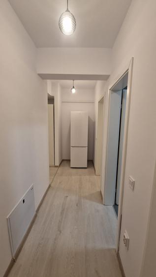 Garsoniera 8 minute aeroport  | Parcare privata | Complex nou | suprafata 40mp - 8