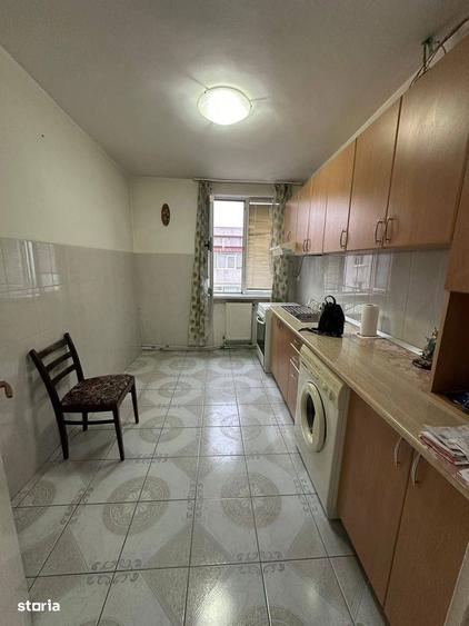De vanzare apartament 3 camere, 2 bai,situat in zona Centrala 59.000e - 8