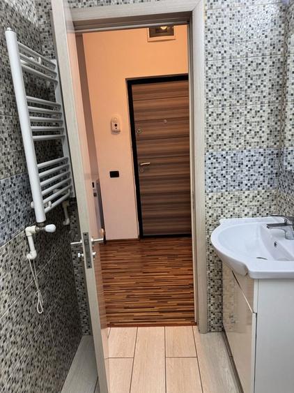 INCHIRIEZ APARTAMENT 2 camere pe termen lung.Aproape deVIVO&KAUFLAND - 7