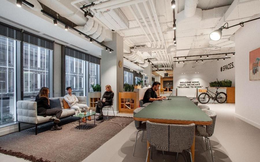 Spa?iu de birou frumos proiectat pentru 5 persoane in Spaces Expo - 1