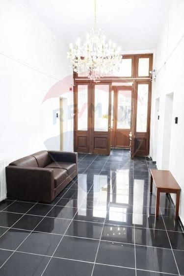 Hotel 29 camere de vânzare în zona P-ta Unirii - 2