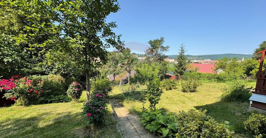 Casa intr-o loca?ie cu panorama deosebita, in zona Mosnei - 11