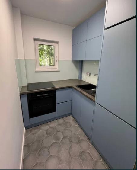 Romana,Piata Amzei,et.2/10,Renovat,Totul Nou,mobilat utilat complet - 4