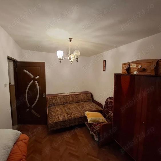 Apartament 3 camere Lupeni - 1