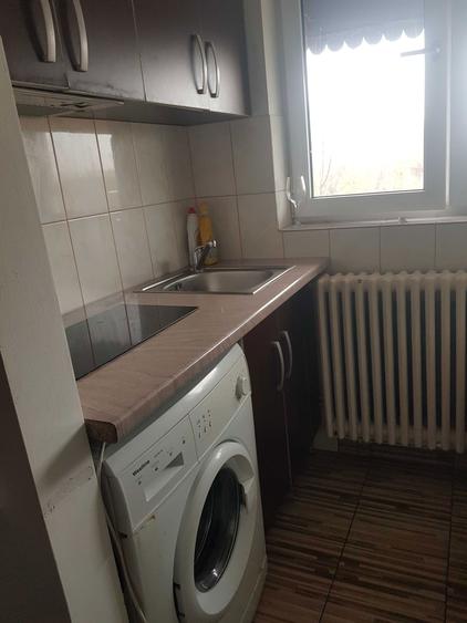 Electronicii, D-na Ghica, sec 2, d-na peste 45 ani, fara animale - 1