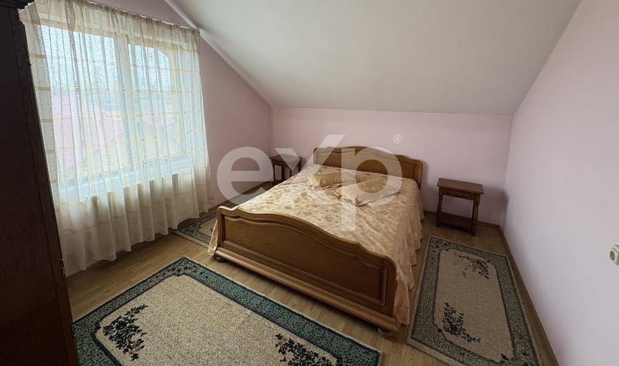 Casa de vazare Bradu la pret de apartament - 3