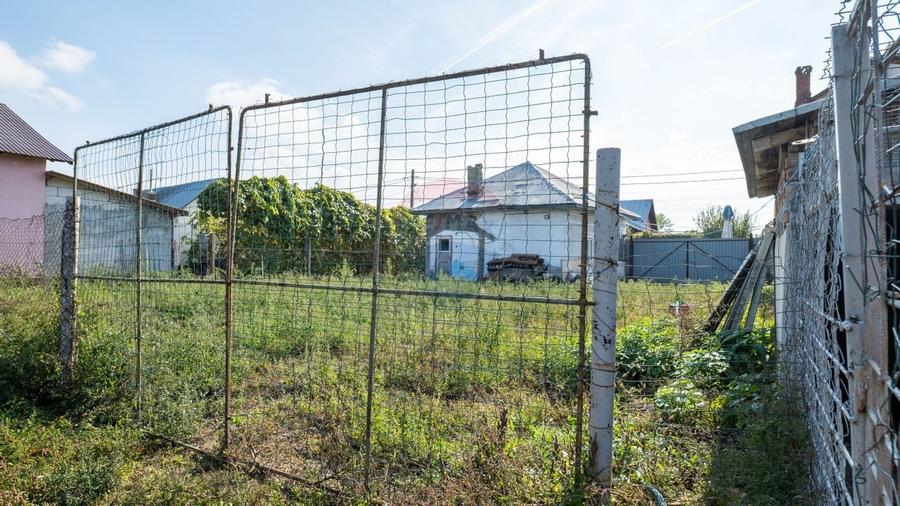 Vanzare casa si teren intravilan, langa A1 - Ungureni/ jd. Dambovita - 2