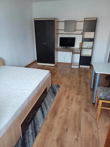 Inchiriez garsoniera confort 1 zona Unirii Centru - 2