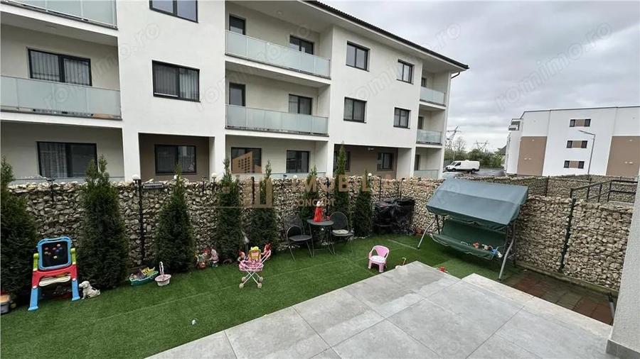 Apartament 3 camere cu curte privata, zona Marul de Aur - 3