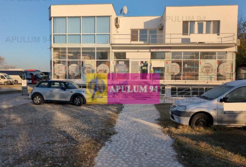 Centru de afaceri cu vad comercial - 11